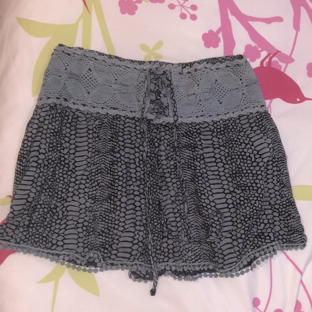 KHUSH SMOCK mini skirt black and grey size M/L One size fits most! Great item